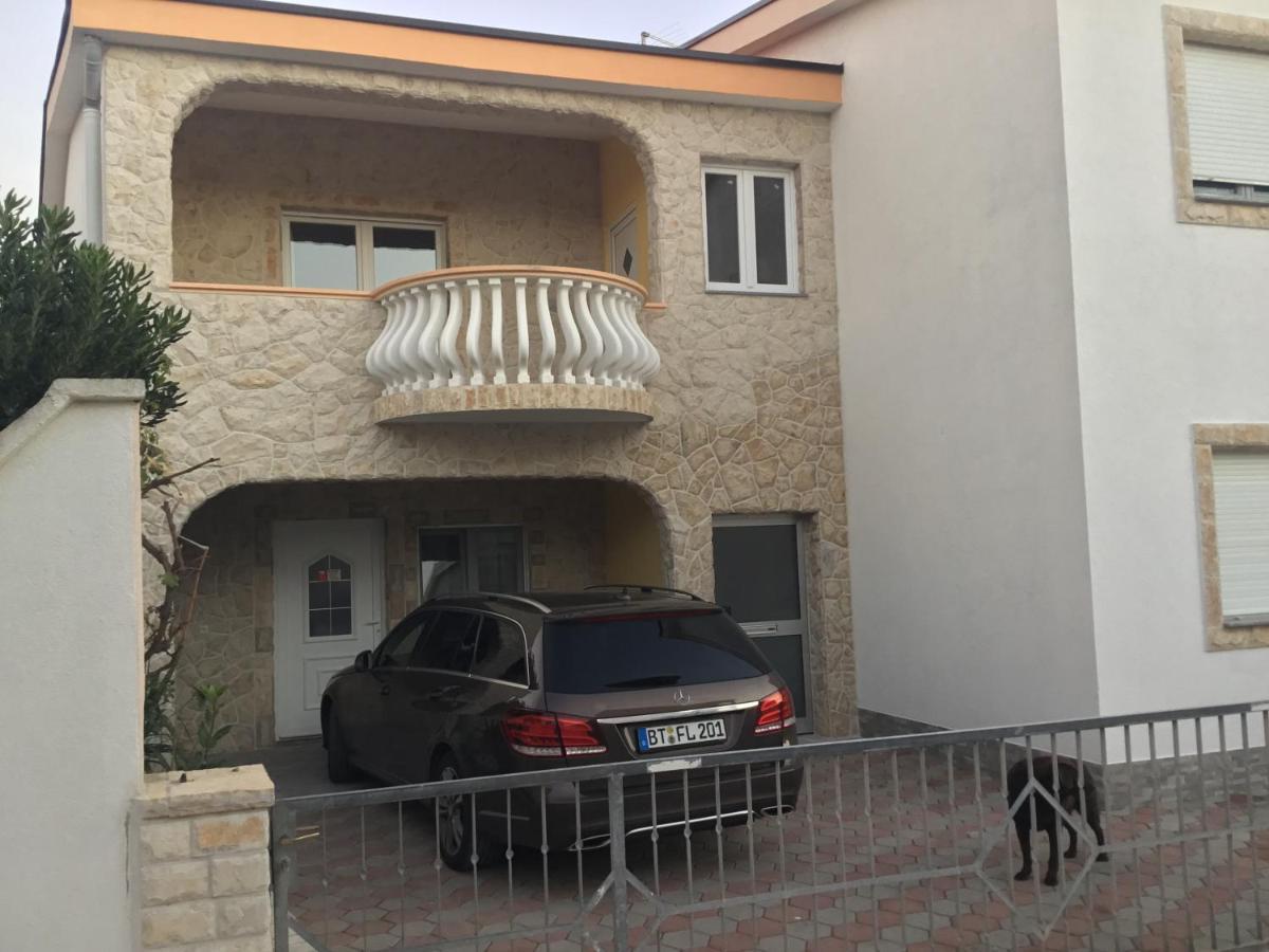 Apartements Delfin Vir Exterior photo