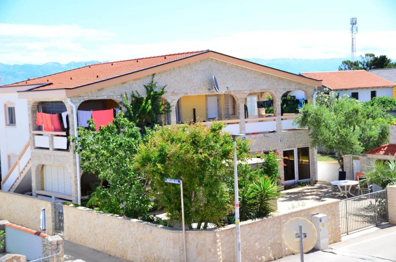 Apartements Delfin Vir Exterior photo