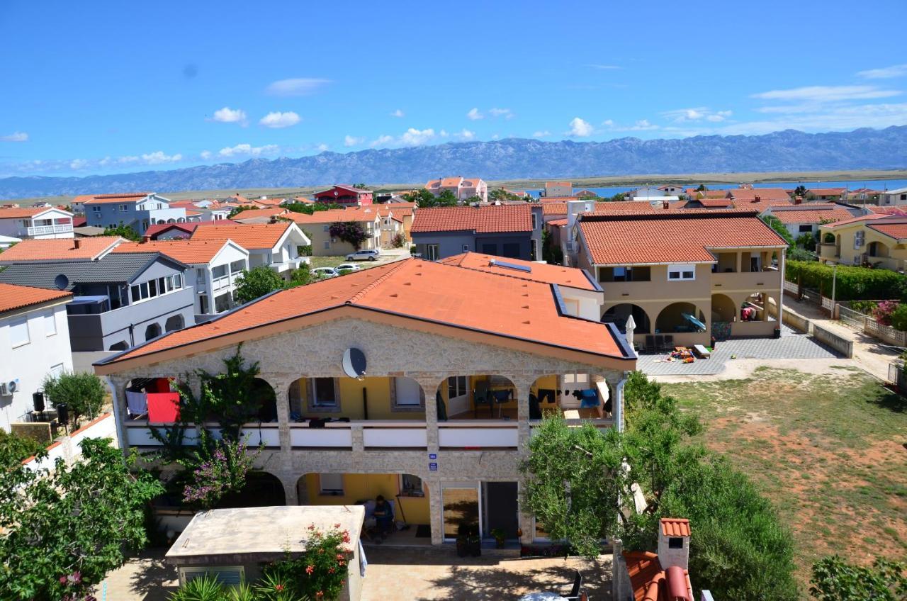 Apartements Delfin Vir Exterior photo