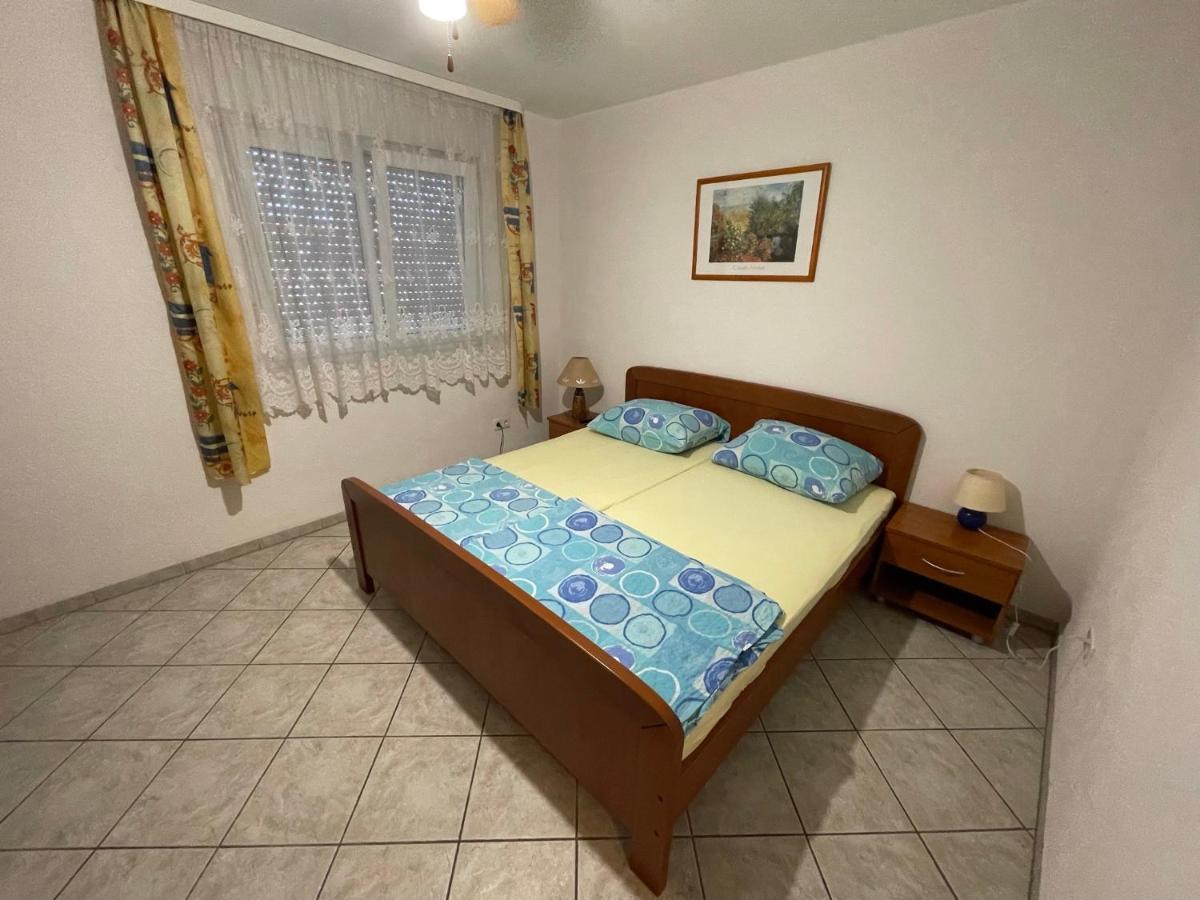 Apartements Delfin Vir Exterior photo