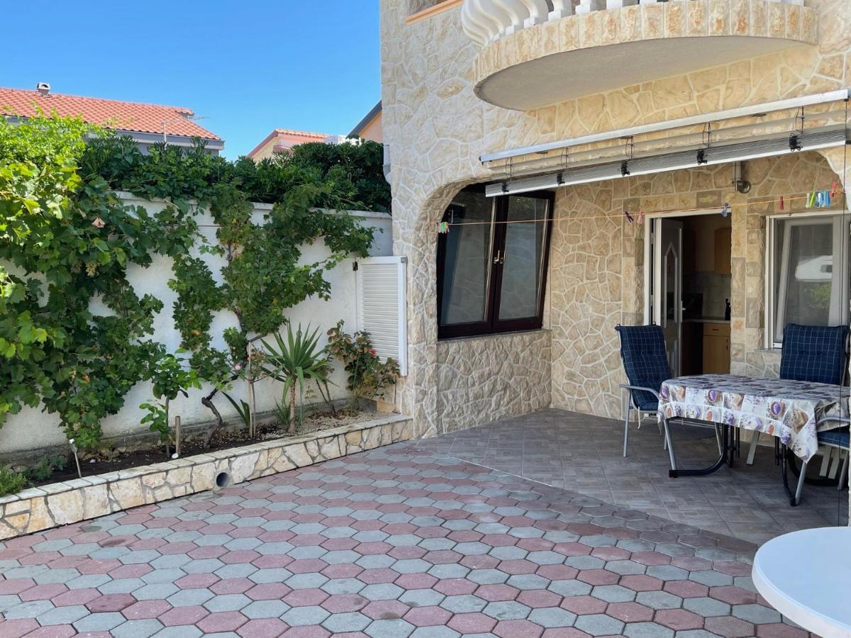 Apartements Delfin Vir Exterior photo