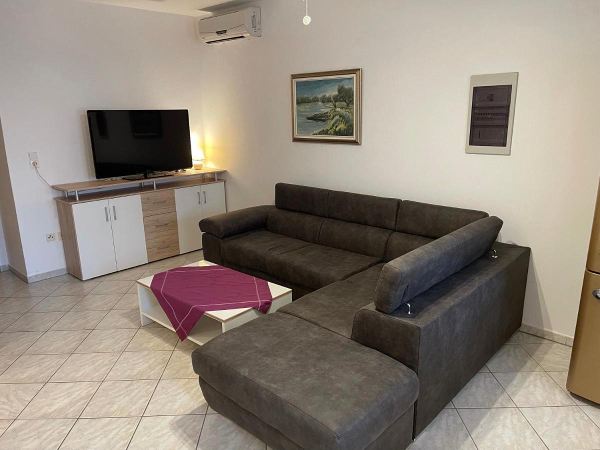Apartements Delfin Vir Exterior photo